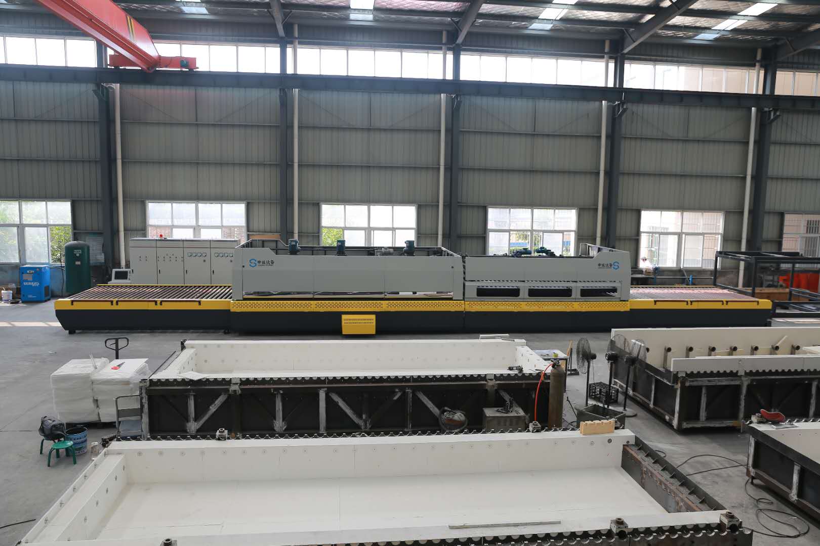 玻璃鋼化(huà)爐的係統功能有哪(nǎ)些(xiē)? 玻璃(lí)鋼化爐的係統功能有哪(nǎ)些?