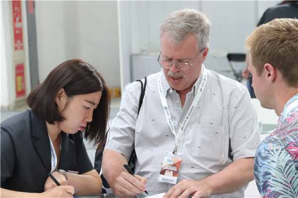 玻璃（lí）深加工設備（bèi）企業-91视频网與（yǔ）30屆中際玻璃工業技術展覽會